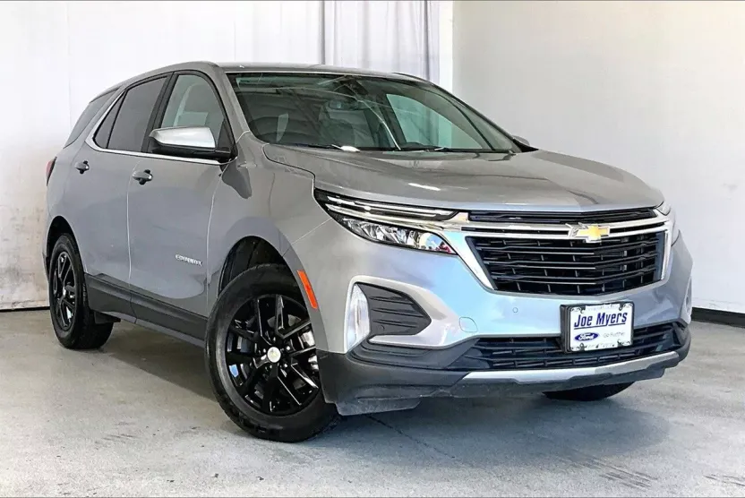 2024 Chevrolet Equinox LT photo 1