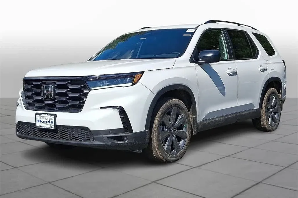 2025 Honda Pilot Sport photo 1