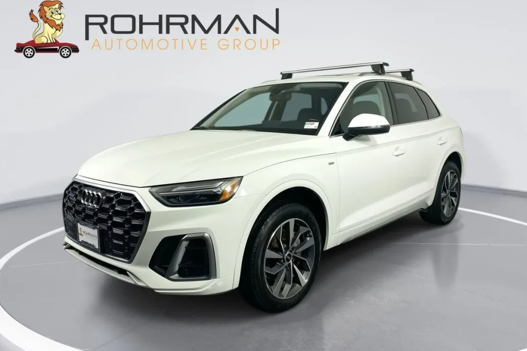 2022 Audi Q5 45 S line Premium Plus photo 1