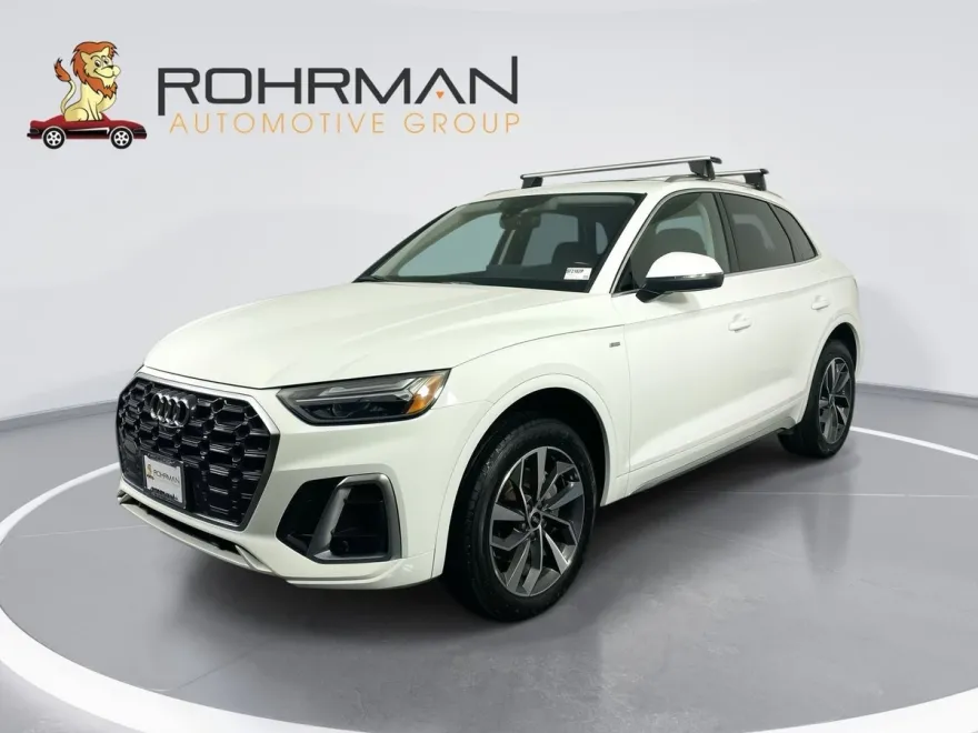 2022 Audi Q5 45 S line Premium Plus photo 1