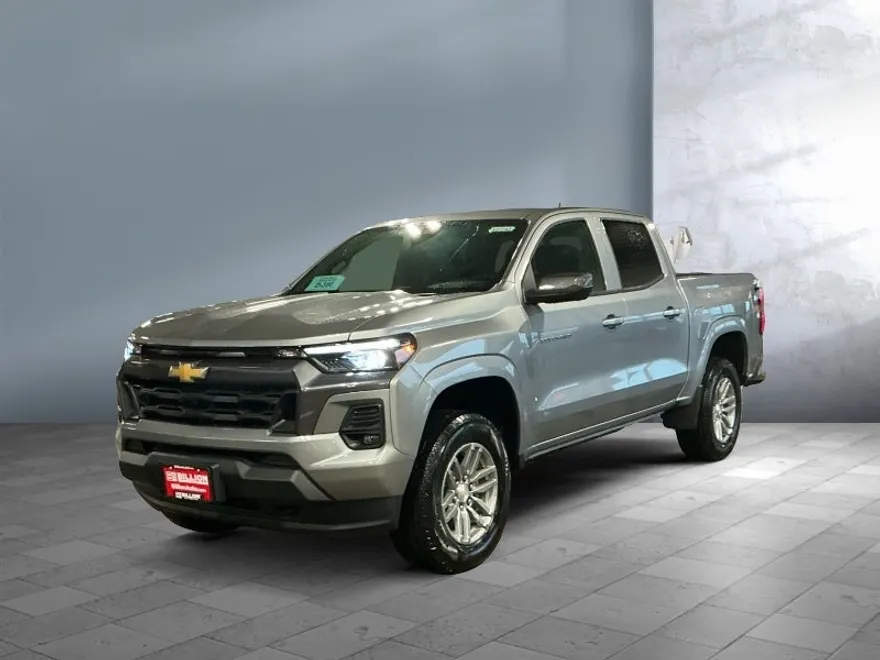 2026 Chevrolet Colorado LT photo 1