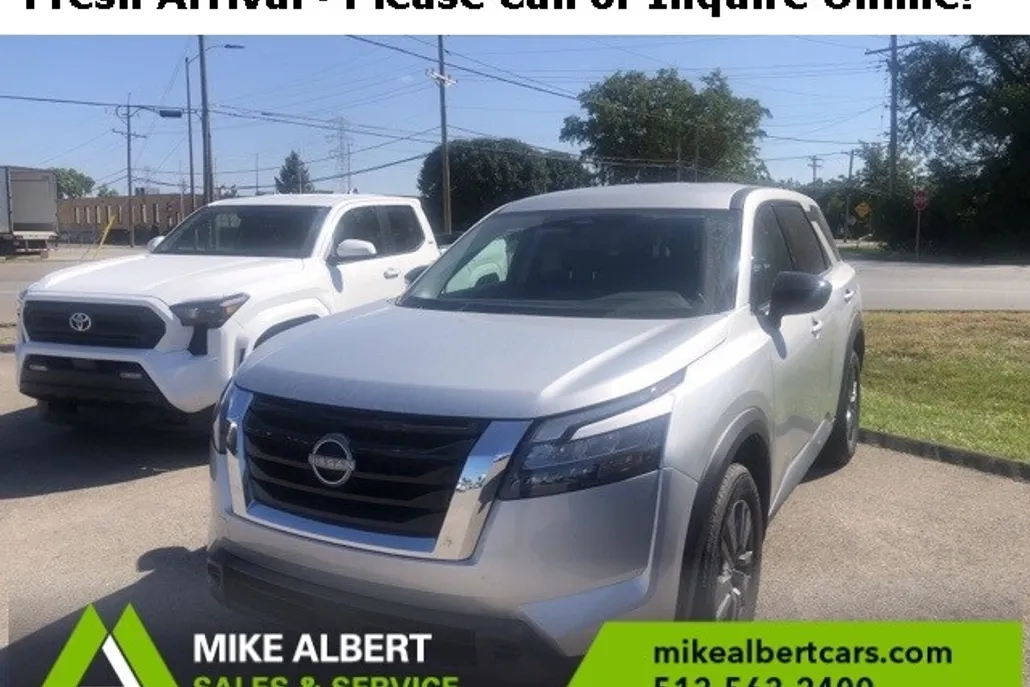 2024 Nissan Pathfinder S photo 1