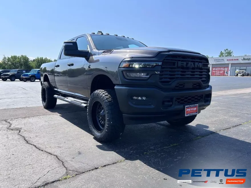 2025 Ram 2500 Tradesman photo 1