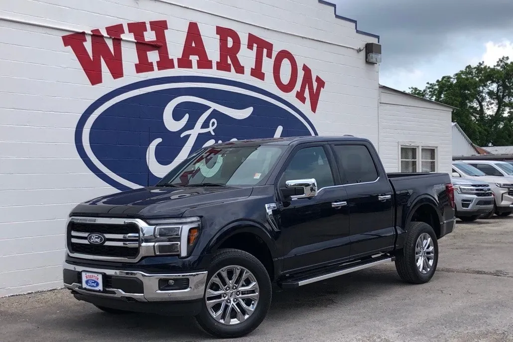 2025 Ford F-150 Lariat photo 1