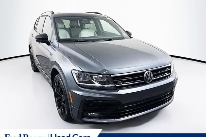 2020 Volkswagen Tiguan SE R-Line Black photo 1