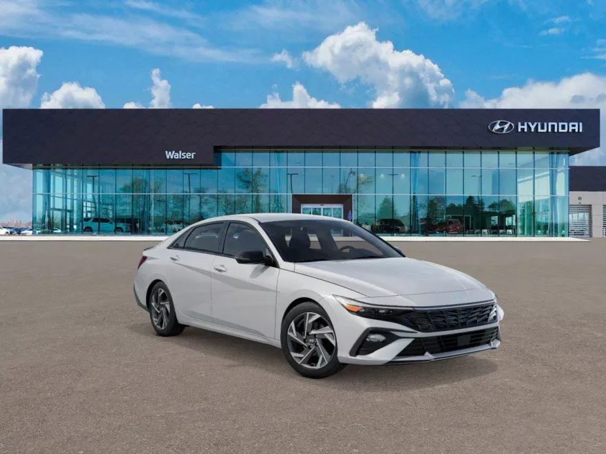 2025 Hyundai Elantra SEL Sport photo 1