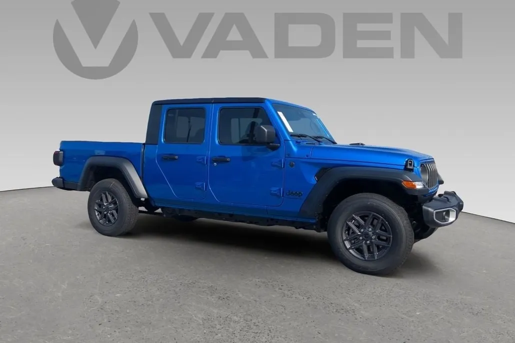 2025 Jeep Gladiator Sport S photo 1