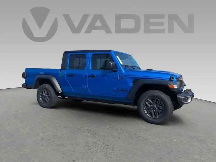 2025 Jeep Gladiator Sport S photo 1