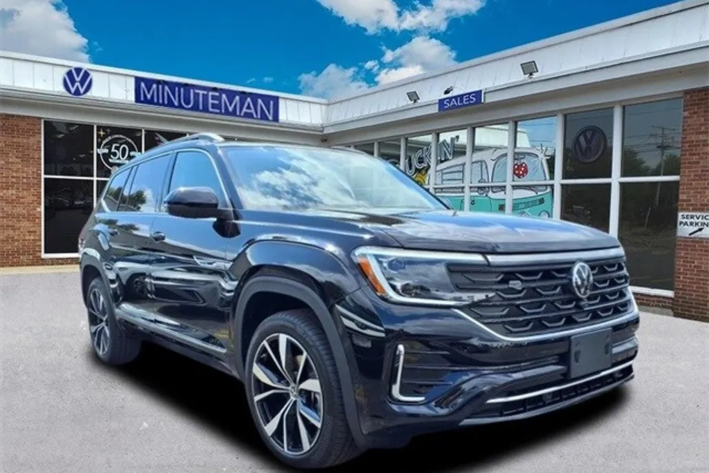 2026 Volkswagen Atlas SEL Premium R-Line photo 1