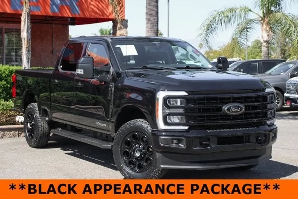 2023 Ford F-250 photo 1