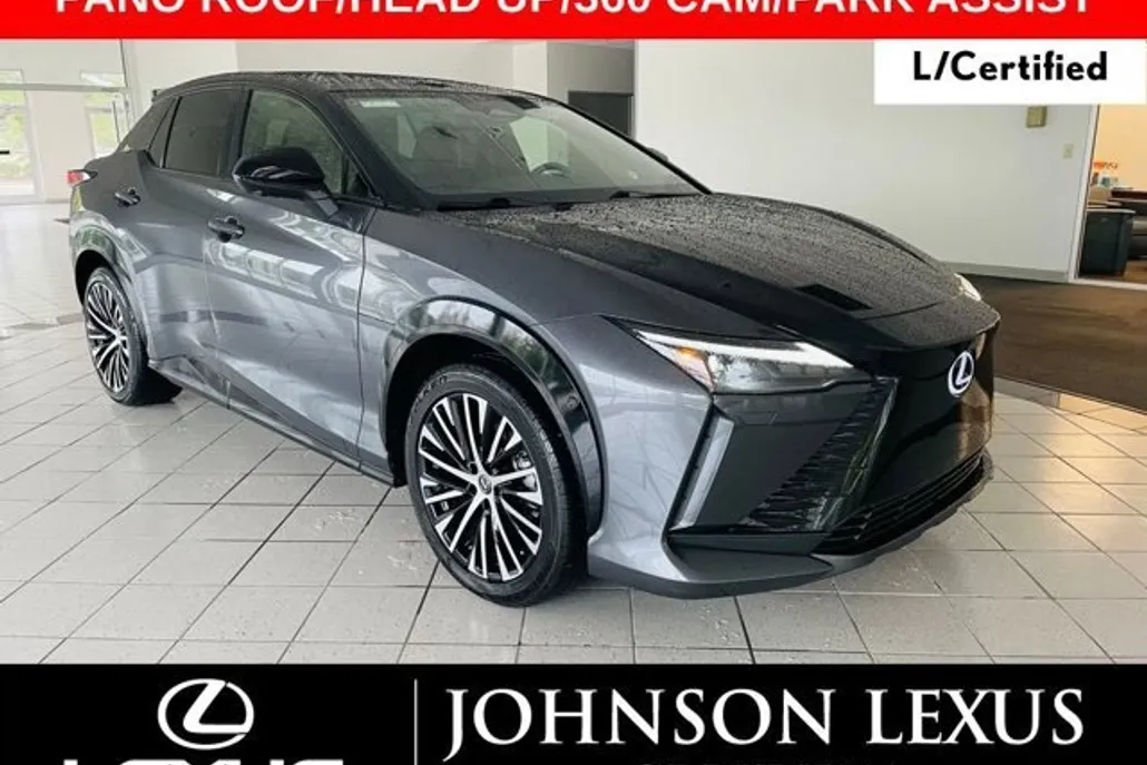 2023 Lexus RZ 450e Premium photo 1