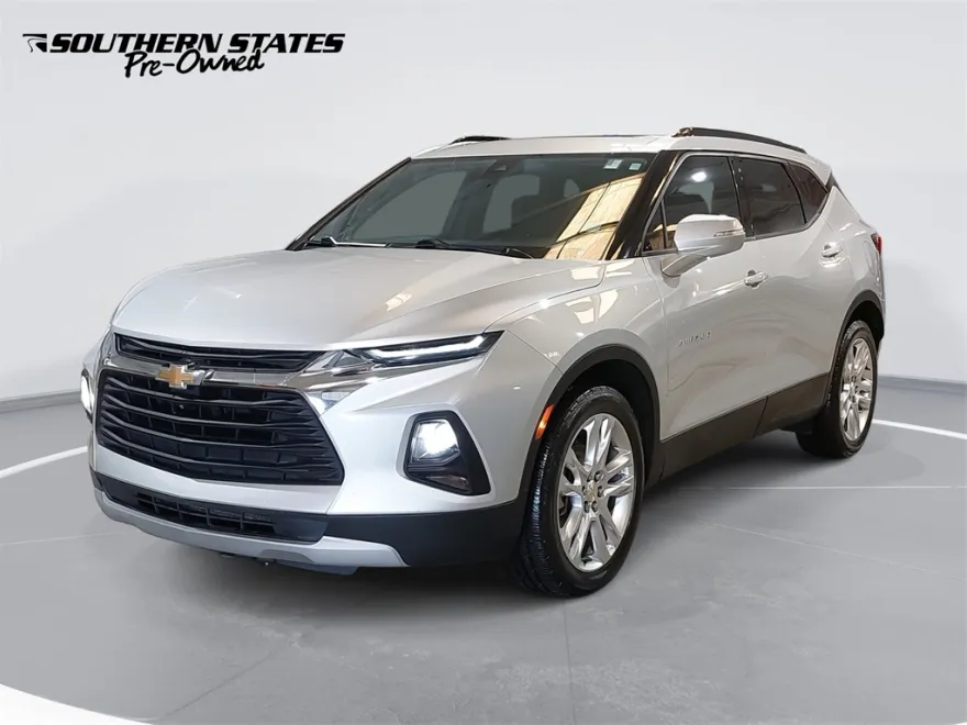 2019 Chevrolet Blazer Base photo 2