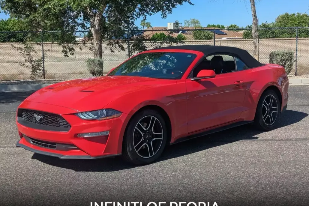 2022 Ford Mustang EcoBoost Premium photo 1
