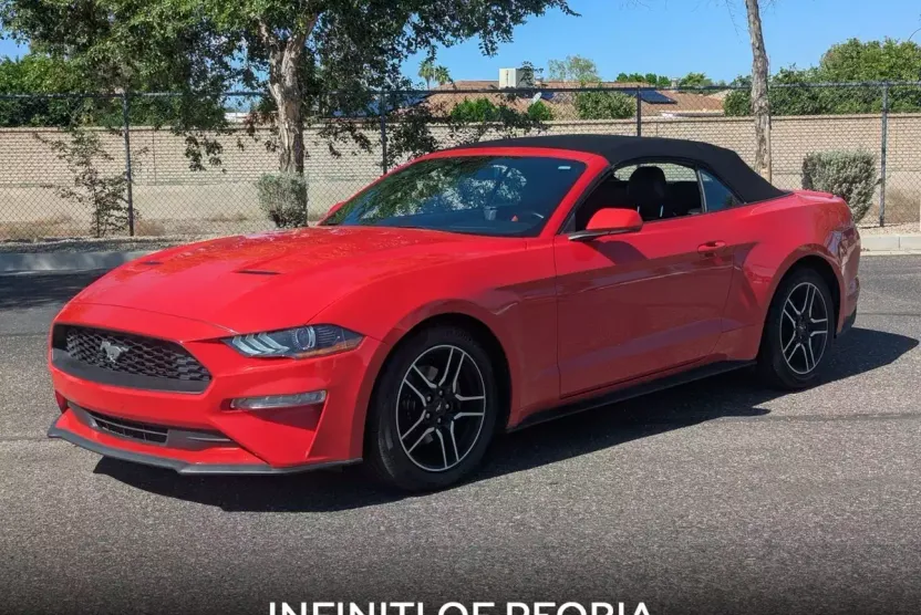 2022 Ford Mustang EcoBoost Premium photo 1