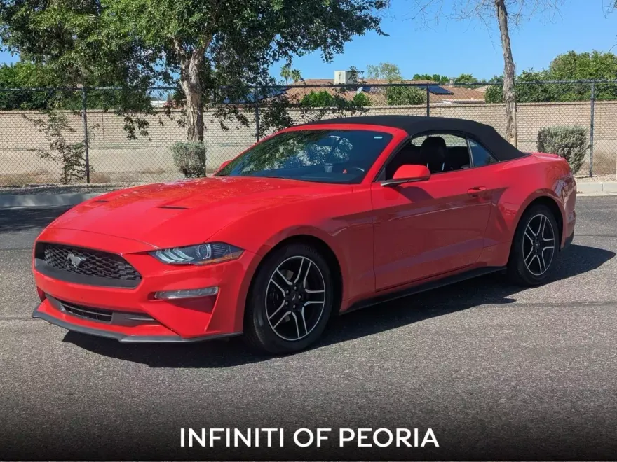 2022 Ford Mustang EcoBoost Premium photo 1