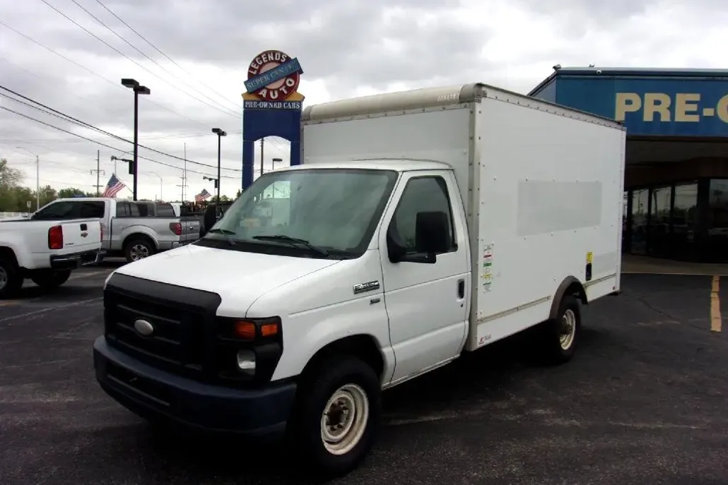 2014 Ford E-350 photo 1