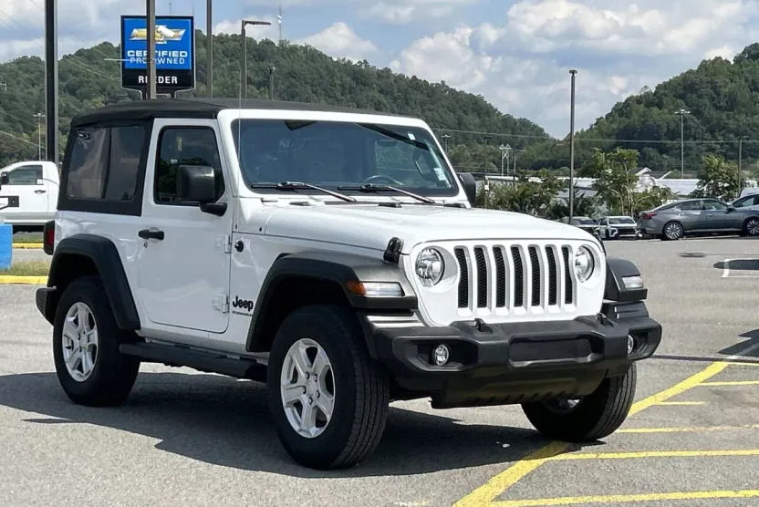 2023 Jeep Wrangler Sport S photo 1