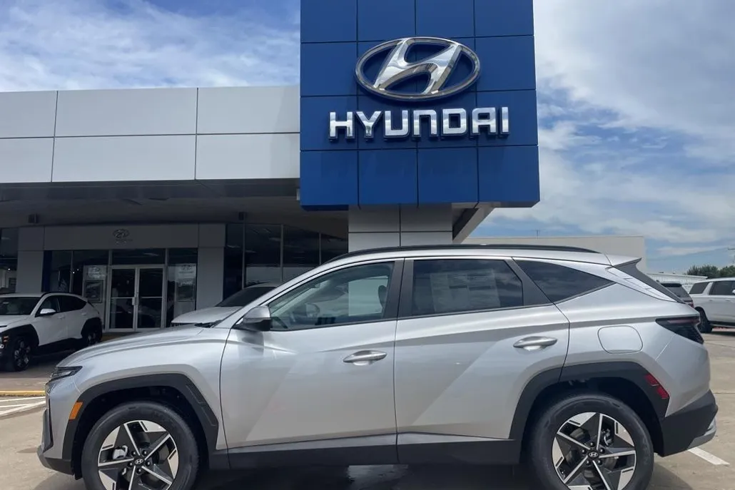 2025 Hyundai Tucson Hybrid SEL Convenience photo 1