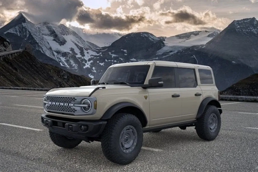 2025 Ford Bronco Badlands photo 1