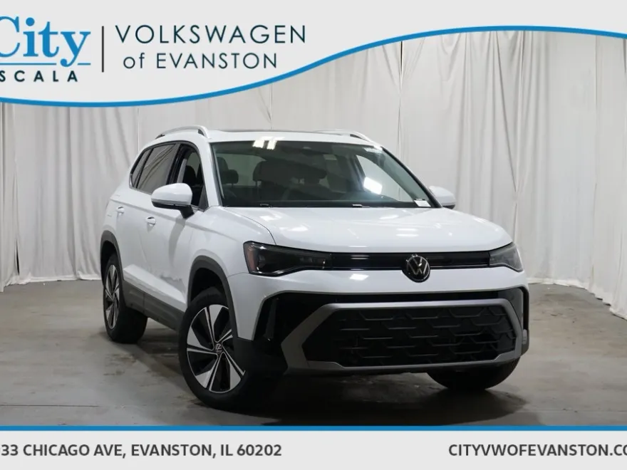 2025 Volkswagen Taos SE photo 1