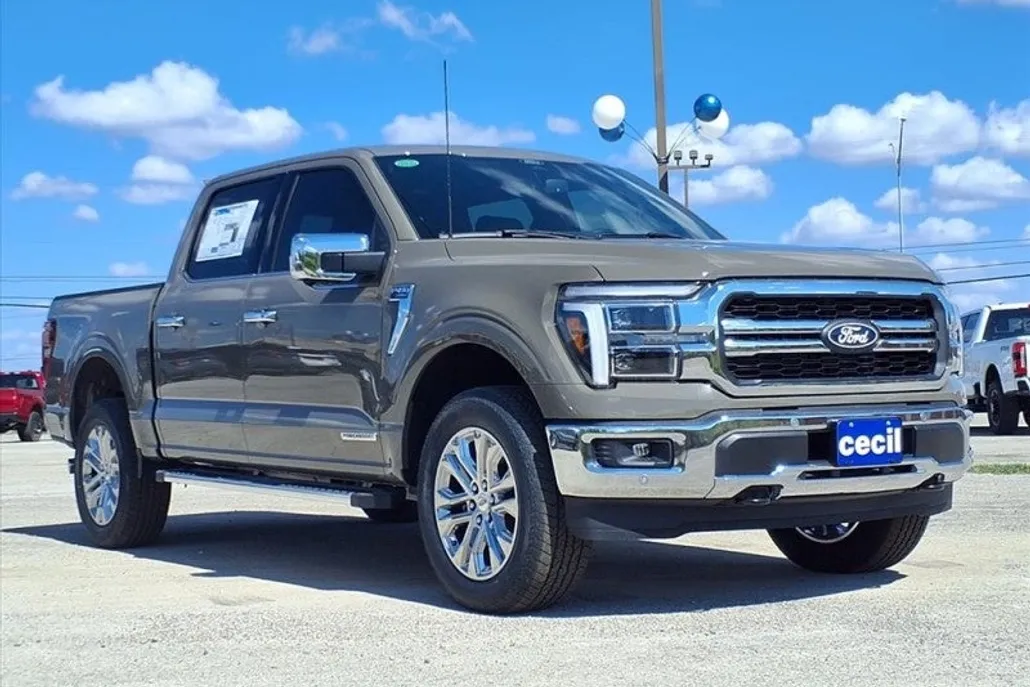 2025 Ford F-150 Lariat photo 1