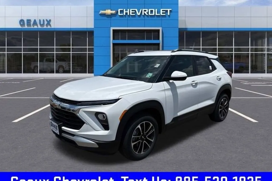 2025 Chevrolet Trailblazer LT photo 1