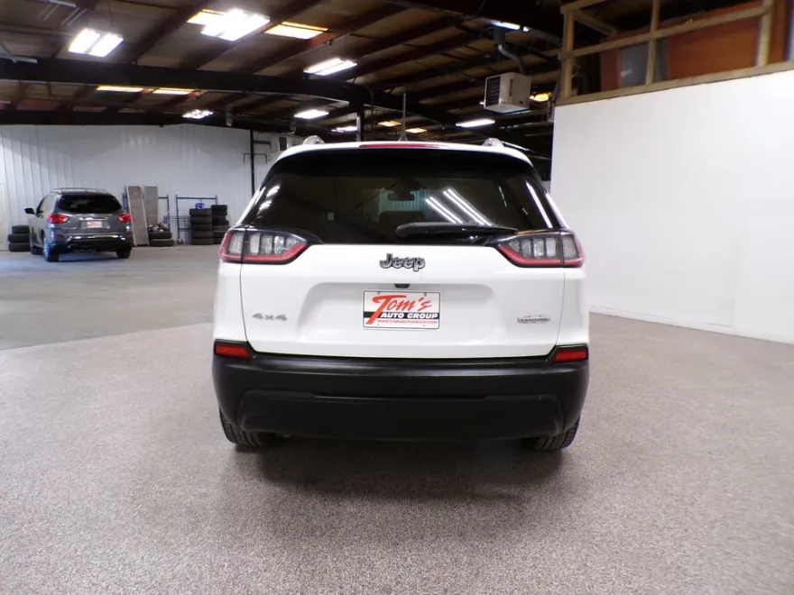 2019 Jeep Cherokee Latitude photo 1