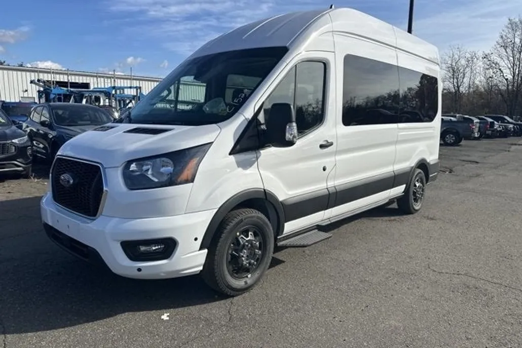 2024 Ford Transit Passenger XLT photo 1