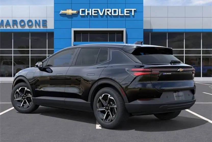 2026 Chevrolet Equinox EV 1LT photo 1