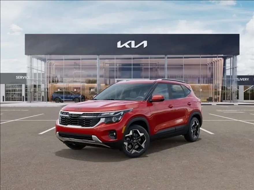 2025 Kia Seltos S photo 1
