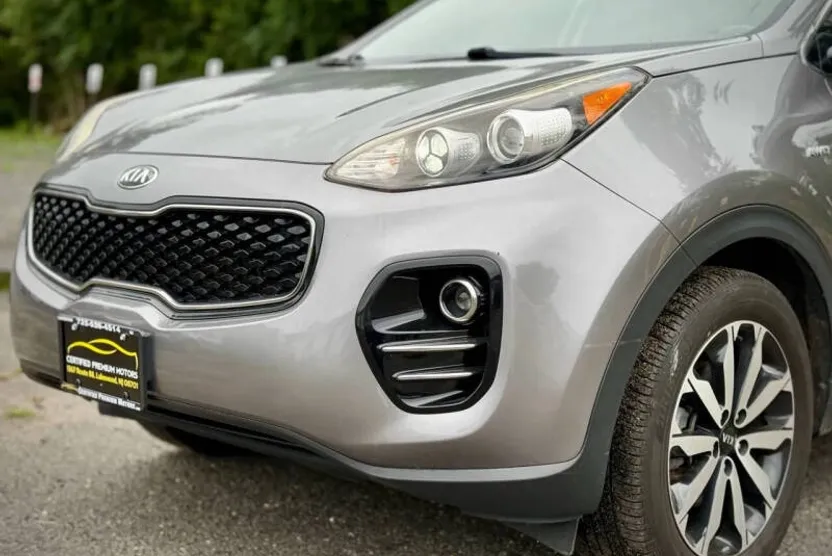 2018 Kia Sportage EX photo 1