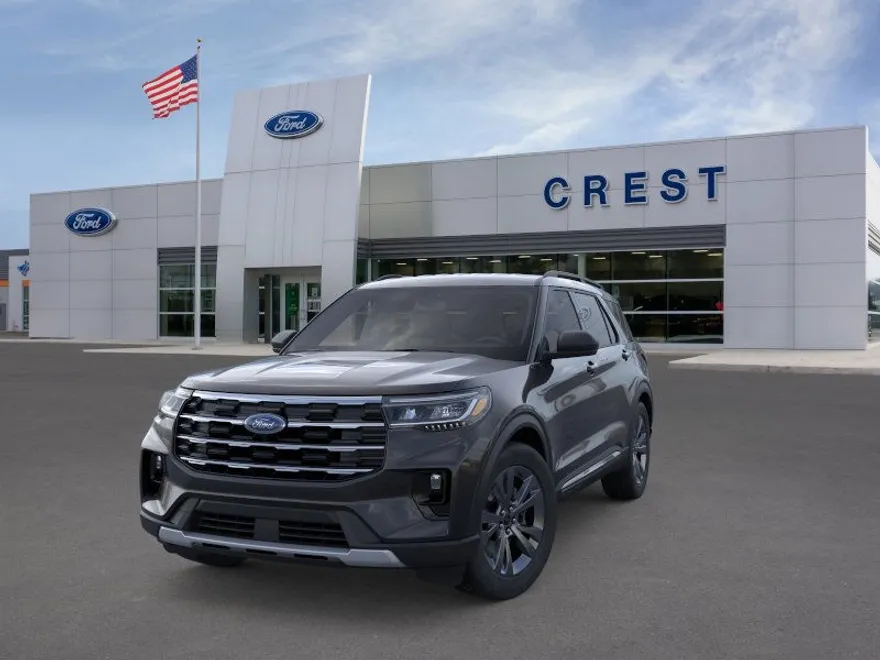 2025 Ford Explorer photo 1