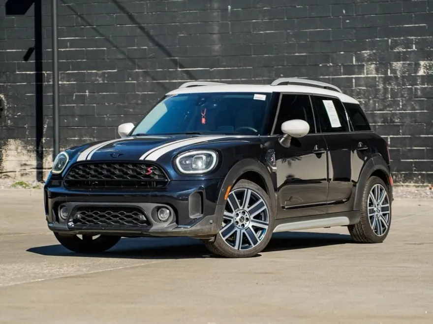 2023 Mini Countryman S ALL4 photo 1