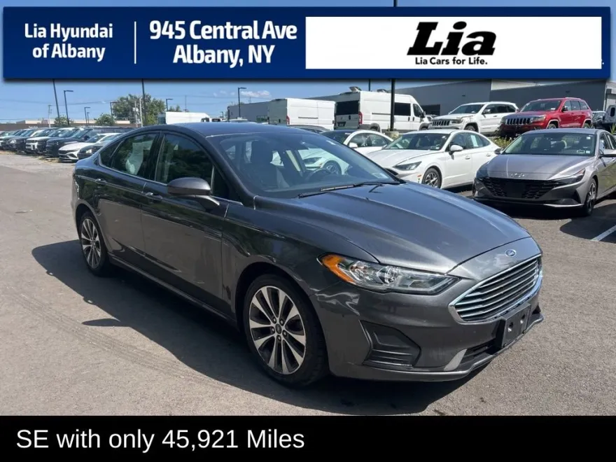 2019 Ford Fusion SE photo 1