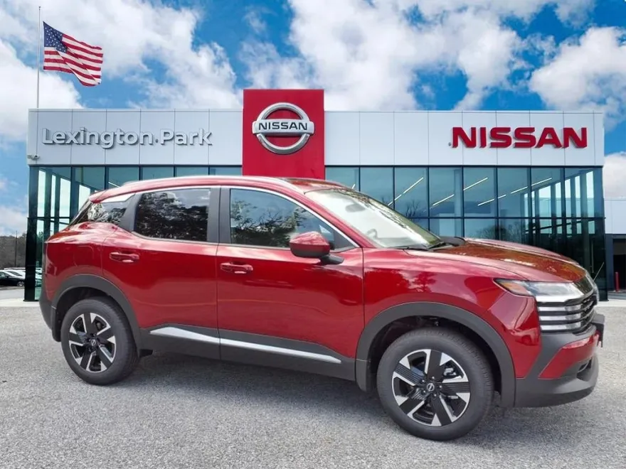 2025 Nissan Kicks SV photo 1
