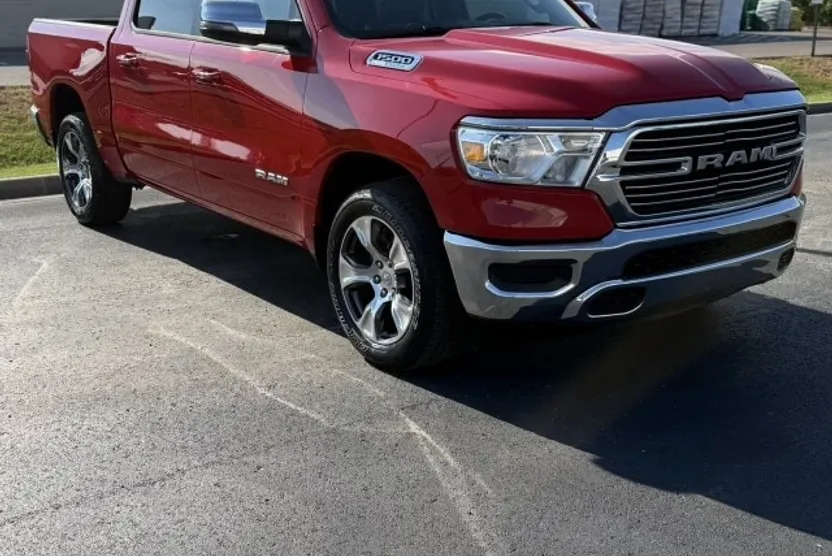 2024 Ram 1500 Laramie photo 1