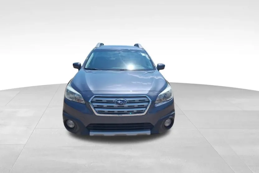 2017 Subaru Outback Limited photo 1