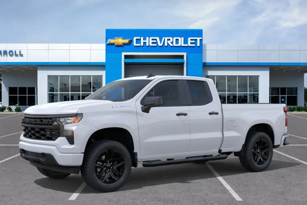 2026 Chevrolet Silverado 1500 Custom photo 1