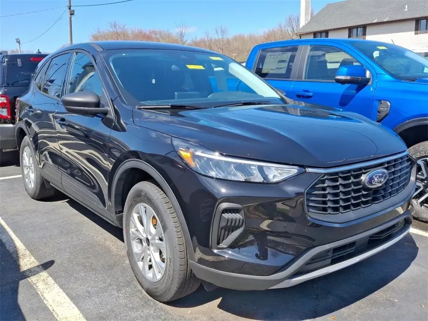 2025 Ford Escape Active photo 1