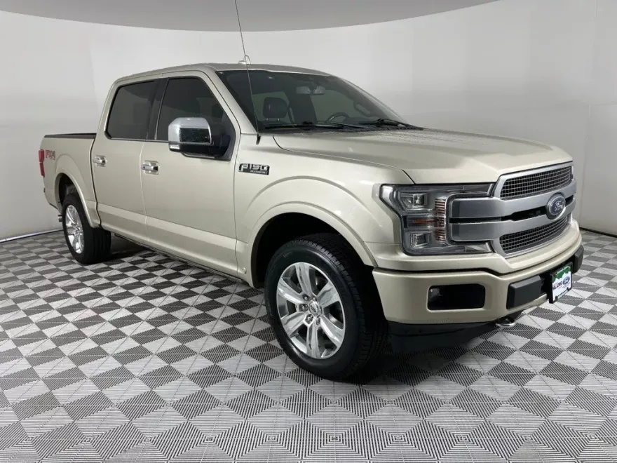 2018 Ford F-150 Platinum photo 1