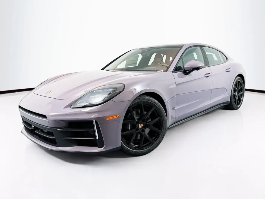 2025 Porsche Panamera photo 1