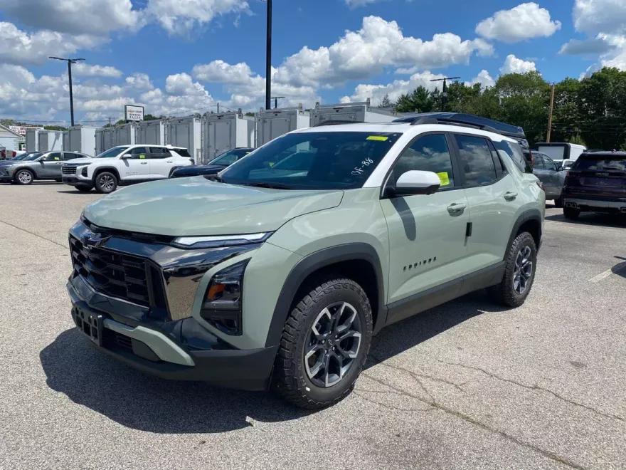2026 Chevrolet Equinox ACTIV photo 1