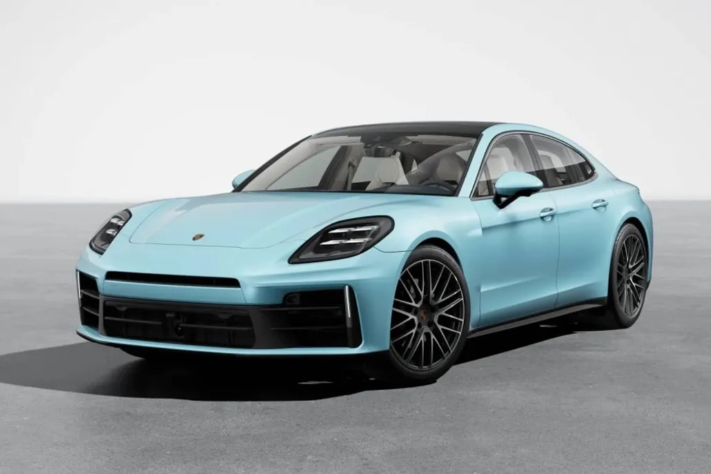 2026 Porsche Panamera 4 photo 1