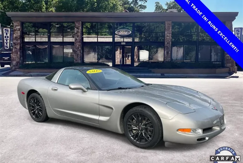 2000 Chevrolet Corvette Base photo 1