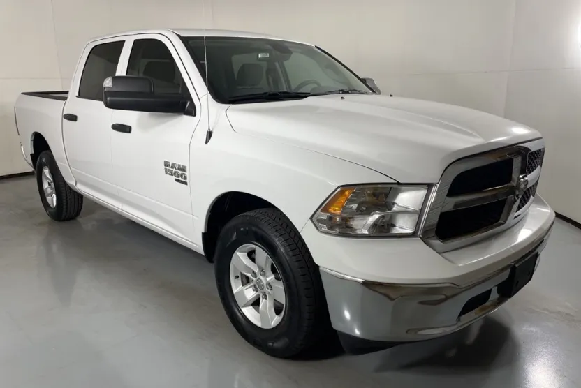 2023 Ram 1500 Classic SLT photo 1