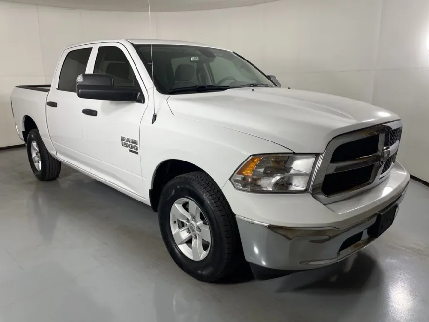 2023 Ram 1500 Classic SLT photo 1
