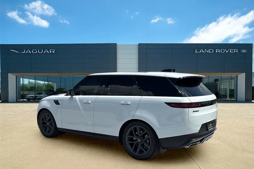 2025 Land Rover Range Rover Sport SE photo 1