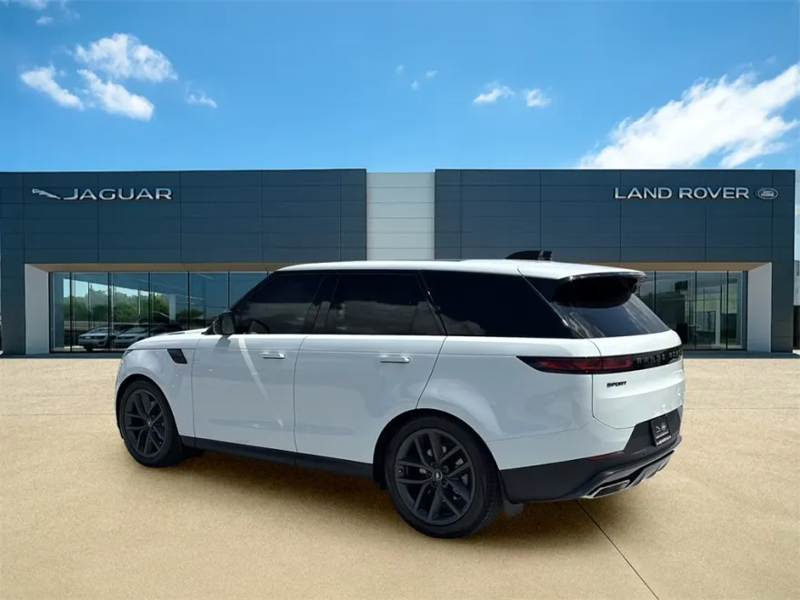2025 Land Rover Range Rover Sport SE photo 1