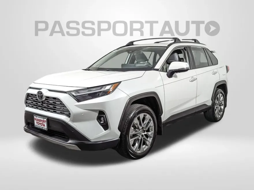 2023 Toyota RAV4 Limited photo 1