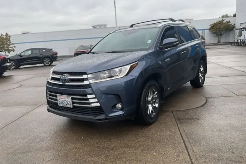 2018 Toyota Highlander Hybrid Limited photo 1
